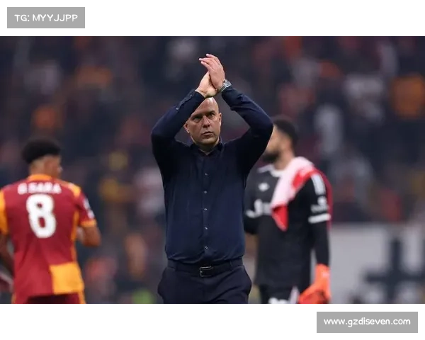 如何在球队发展与未来战略中选拔利物浦合适的主教练人选